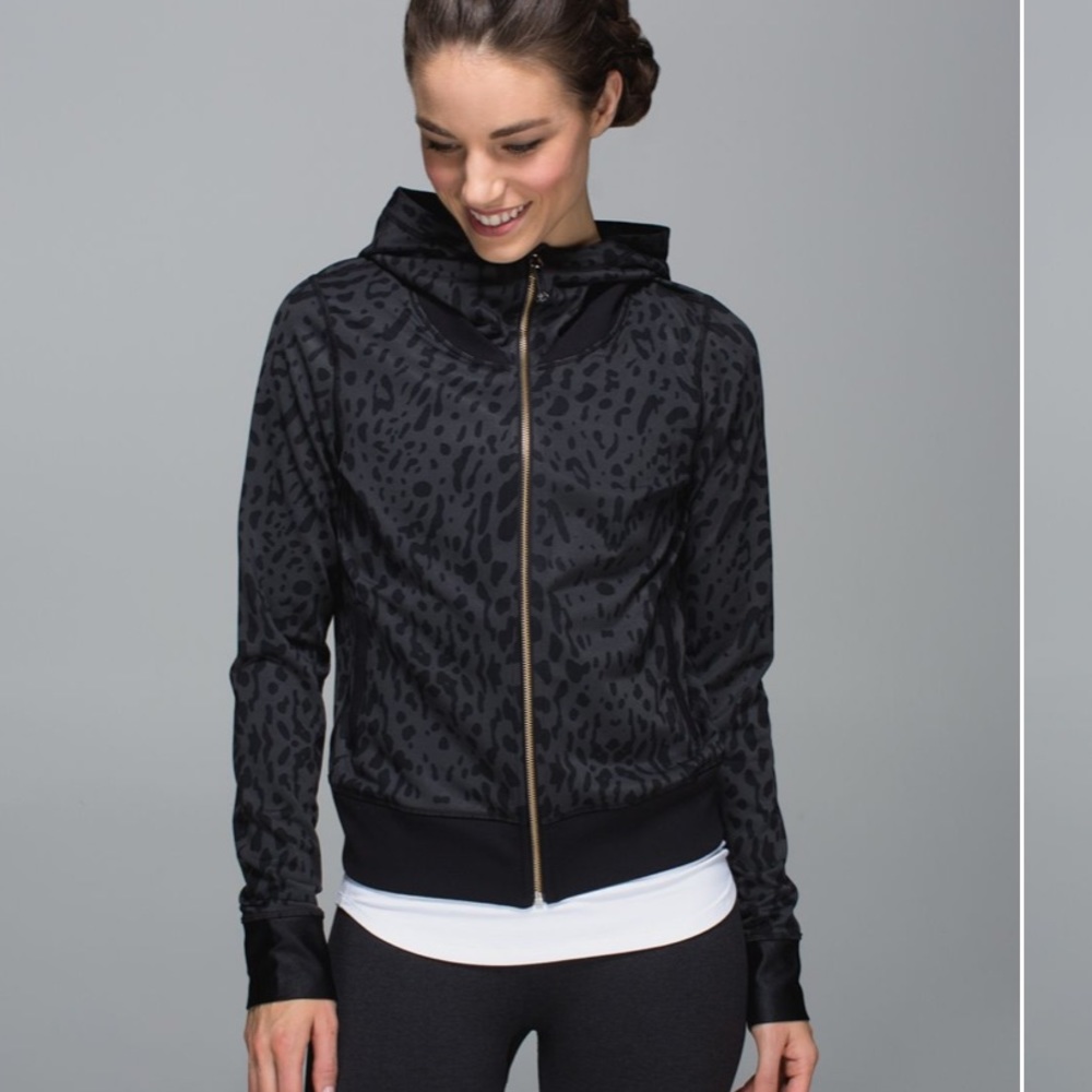 Lululemon Namaskar Hoodie in Brushed Leopard Print